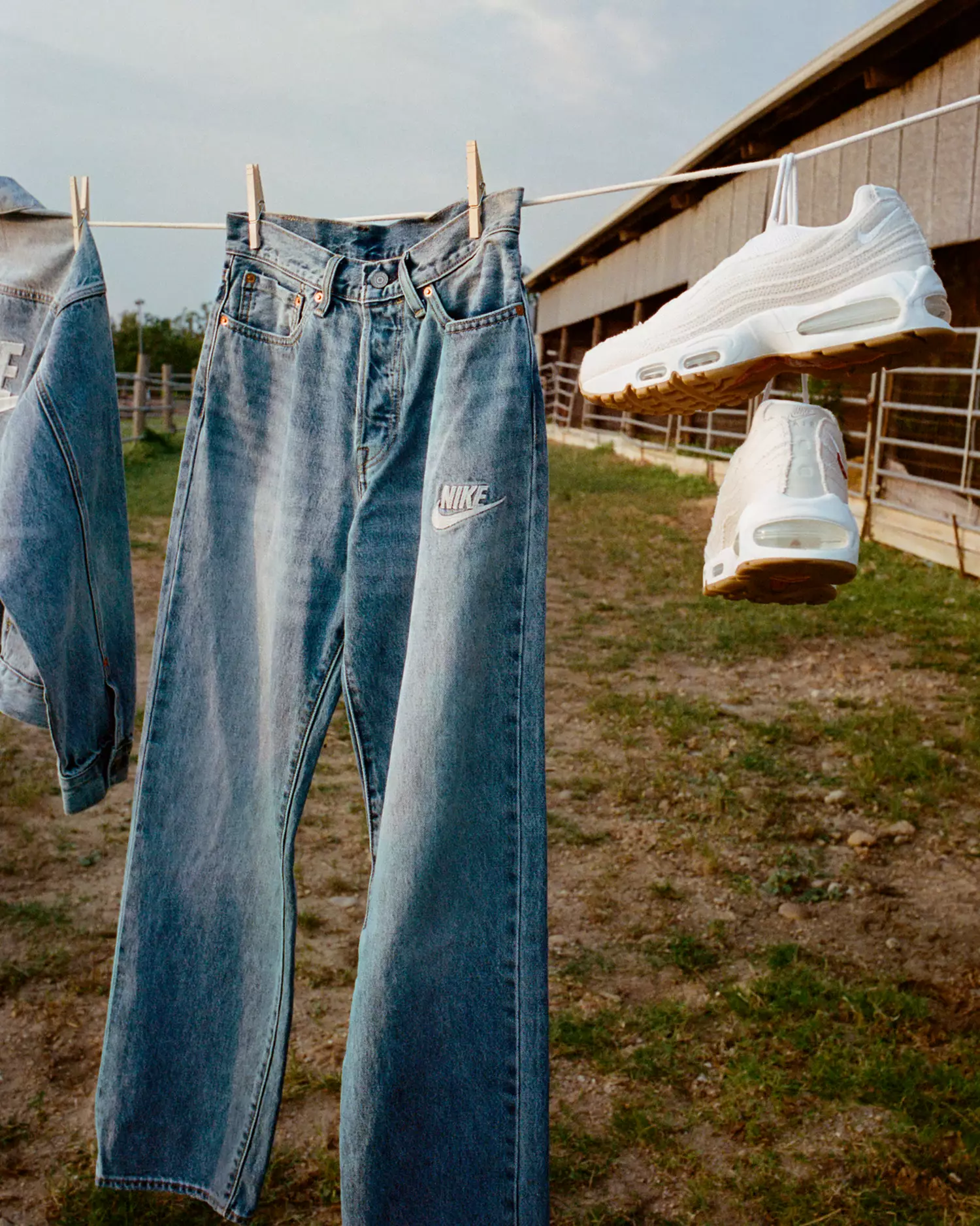 Levi's x Nike New Collaboration drop.