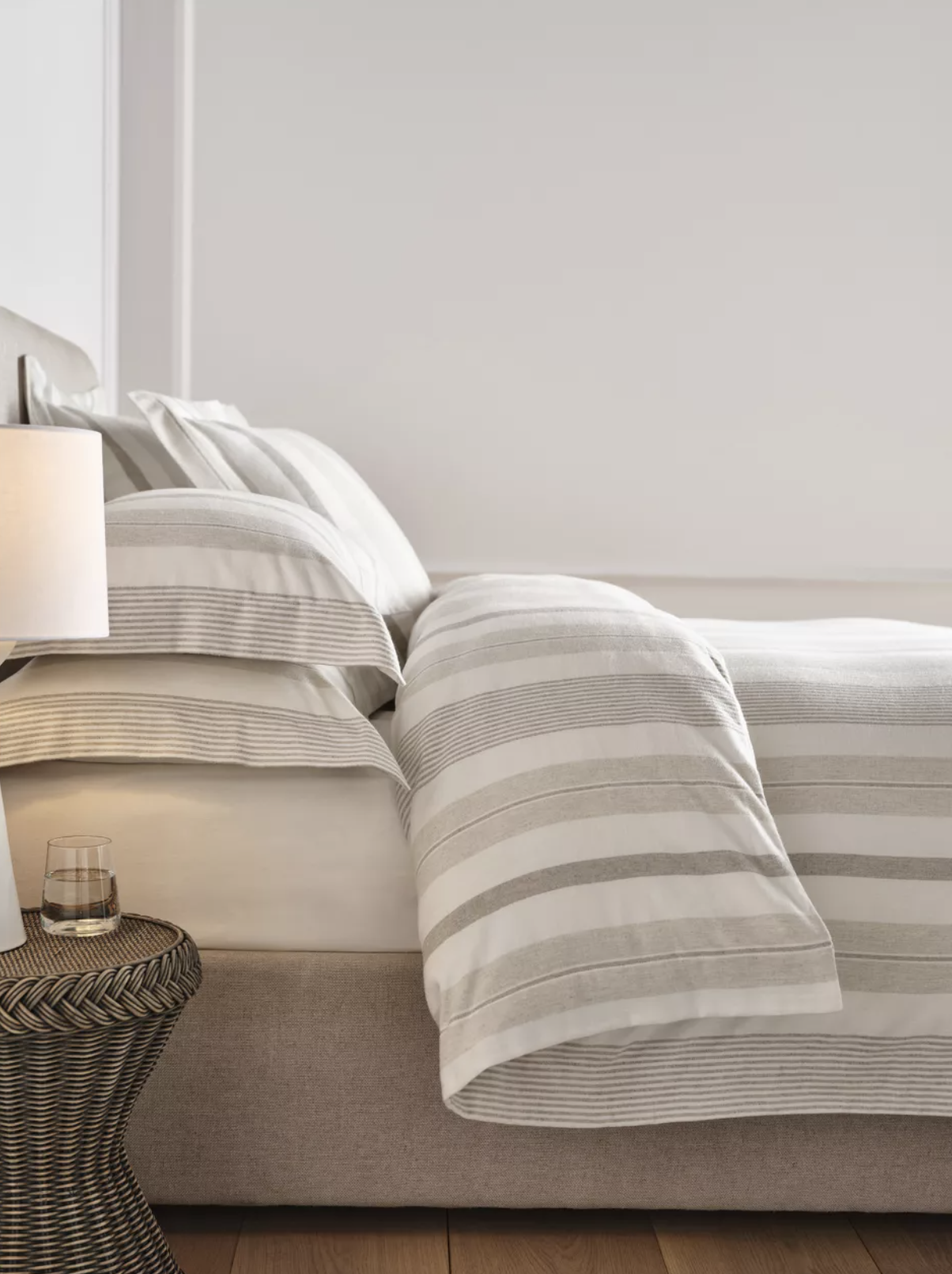 PAUSE Picks: Cozy Home Pieces for Winter