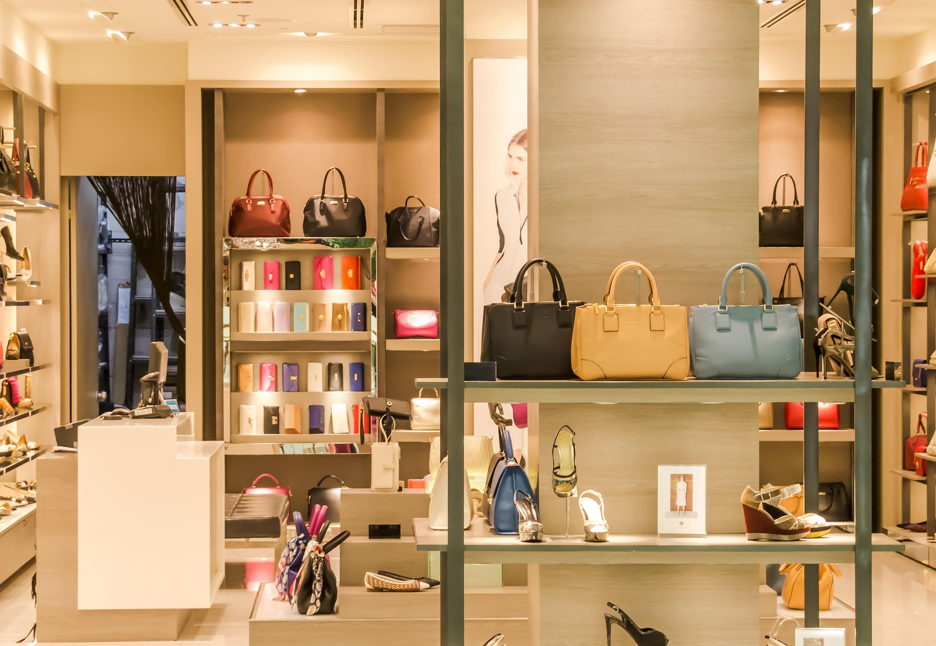 Gift Guide for Fashion Lovers
