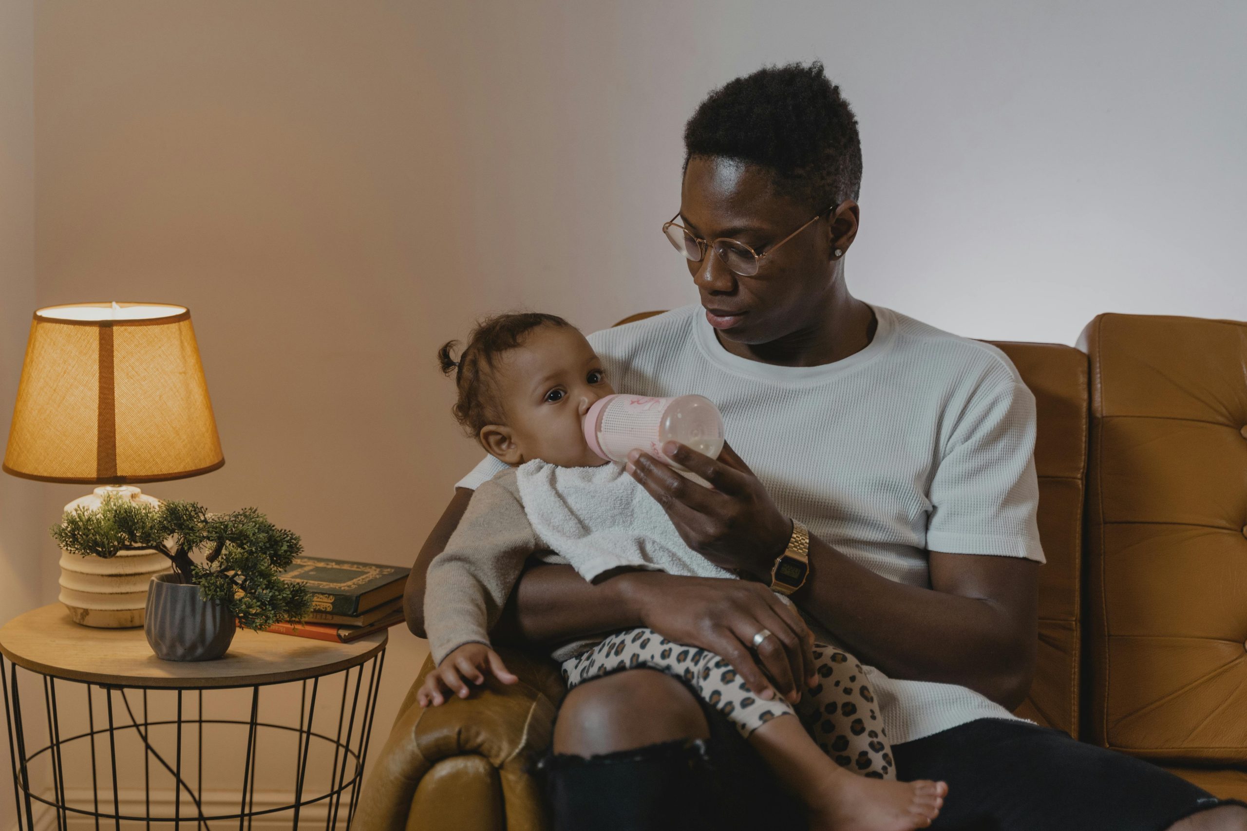 Why the Baby Bottle Warmer Is the Unexpected Lifestyle Essential Modern Parents Swear By