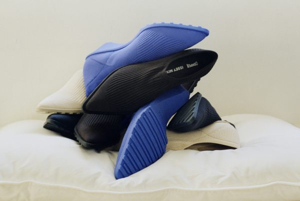 CAMPER × ISSEY MIYAKE Anna_03