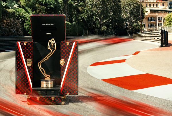 TROPHY_TRUNK