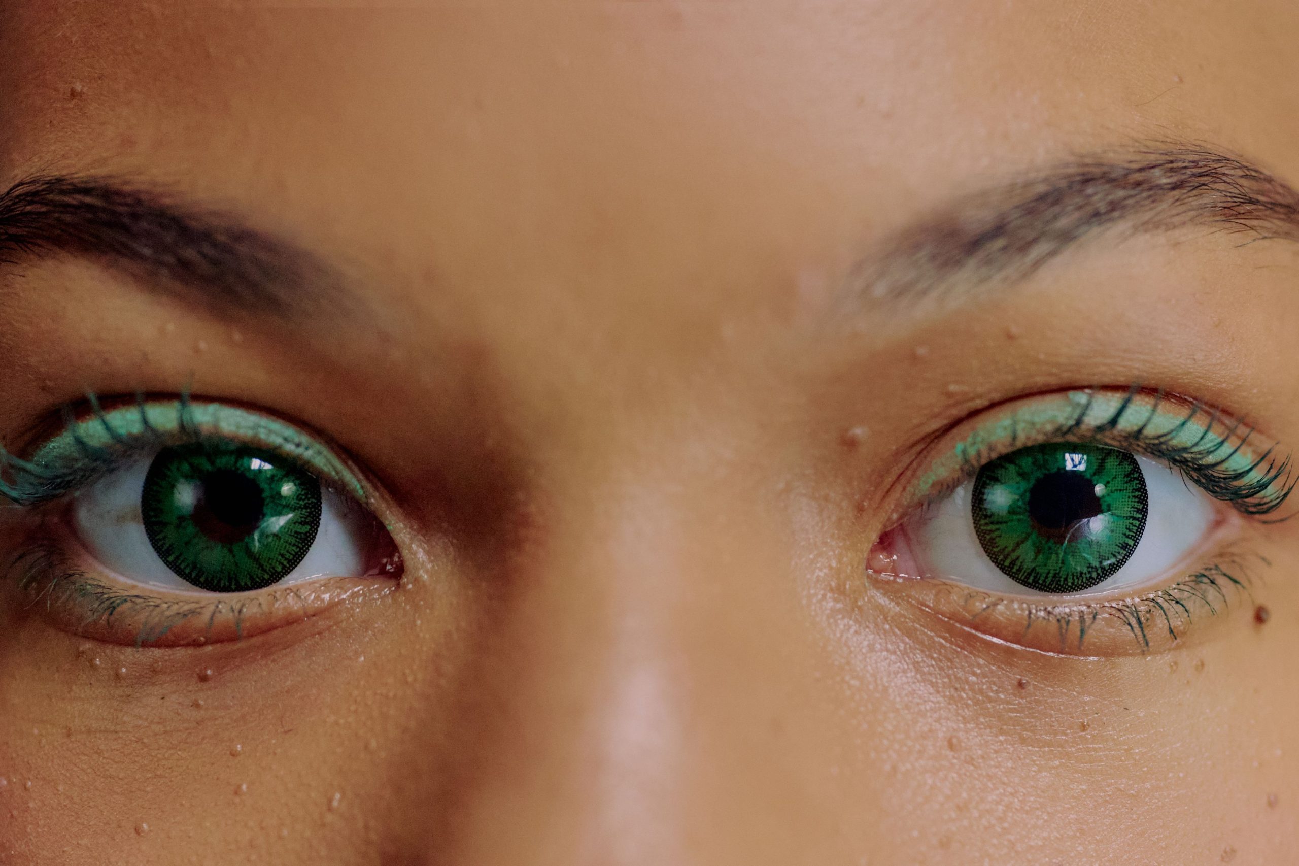 Can You Get Coloured Prescription Contact Lenses? The Complete Guide