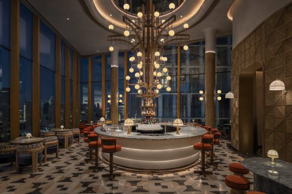 Piscari-Main-Bar-Twilight