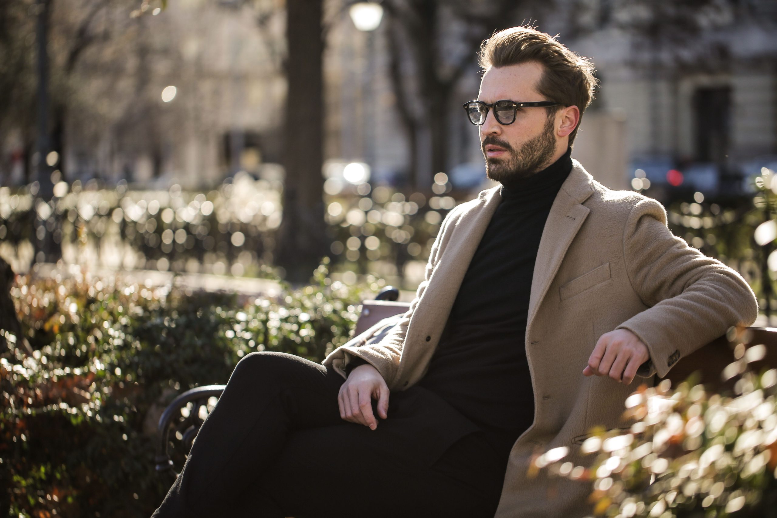 Casual Date Outfits That Make Older Men Look Well Put Together