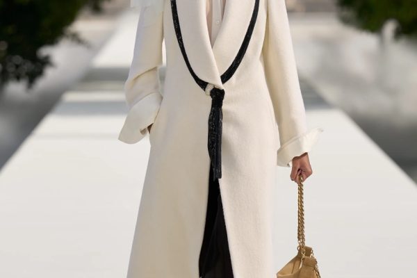00016-christian-dior-spring-2027-ready-to-wear-credit-gorunway Large