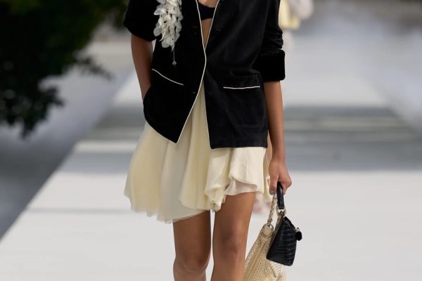 00020-christian-dior-spring-2027-ready-to-wear-credit-gorunway Large
