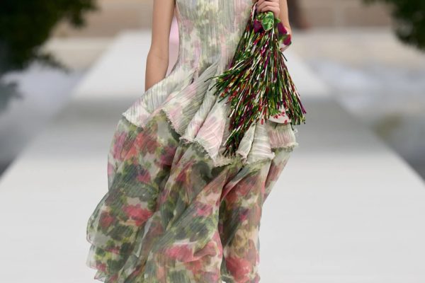 00022-christian-dior-spring-2027-ready-to-wear-credit-gorunway Large