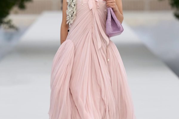 00041-christian-dior-spring-2027-ready-to-wear-credit-gorunway Large