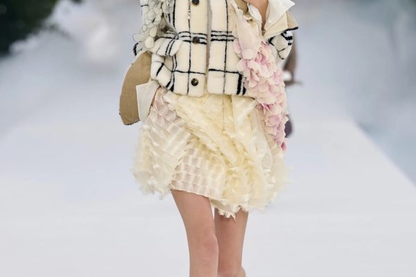 00046-christian-dior-spring-2027-ready-to-wear-credit-gorunway Large