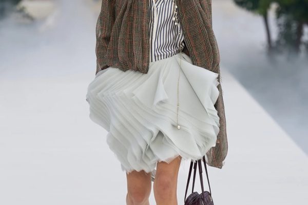 00047-christian-dior-spring-2027-ready-to-wear-credit-gorunway Large