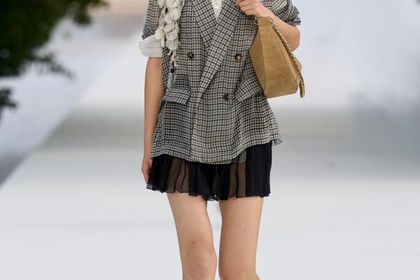 00062-christian-dior-spring-2027-ready-to-wear-credit-gorunway Large